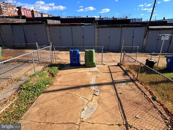 Baltimore, MD 21213,1115 N LAKEWOOD AVE N