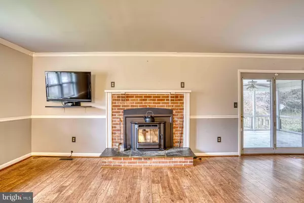 Ridgely, MD 21660,14957 CHERRY LN