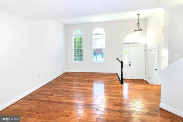 Leesburg, VA 20175,648 BURNSIDE TER SE