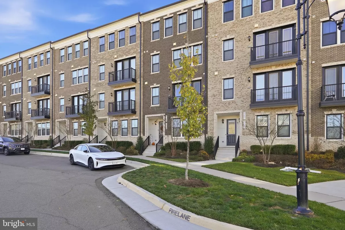 Ashburn, VA 20147,42605 NUBBINS TER