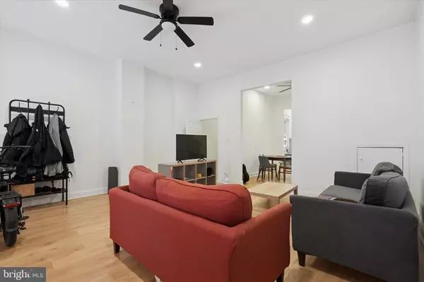 Philadelphia, PA 19134,2345 E SOMERSET ST