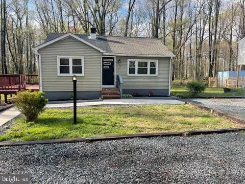 923 FREYER LN, Essex, MD 21221