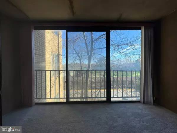 Hyattsville, MD 20783,9200 EDWARDS WAY #310