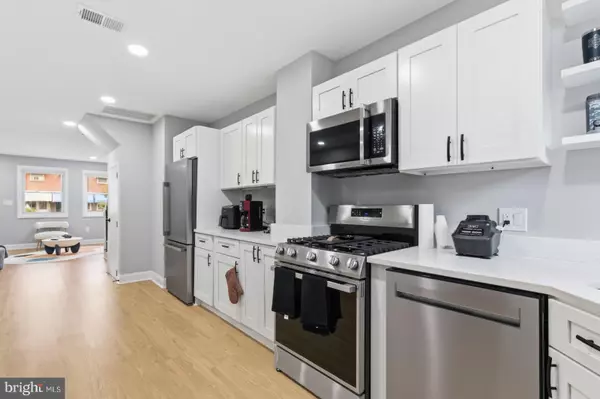 Baltimore, MD 21225,3527 HORTON AVE