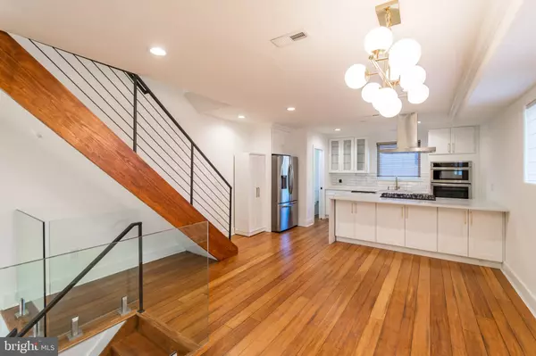 Philadelphia, PA 19148,601 MCCLELLAN ST