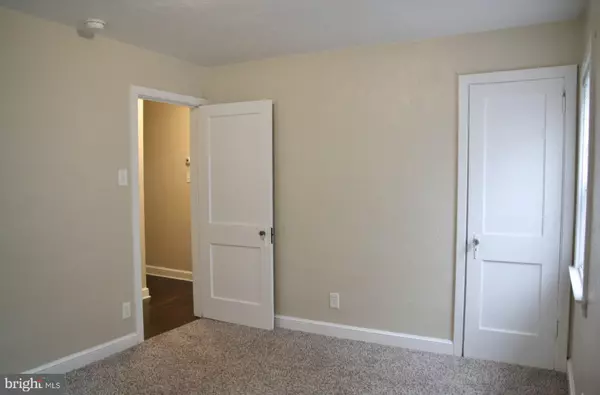 Harrisburg, PA 17109,4004 WALNUT ST #A2