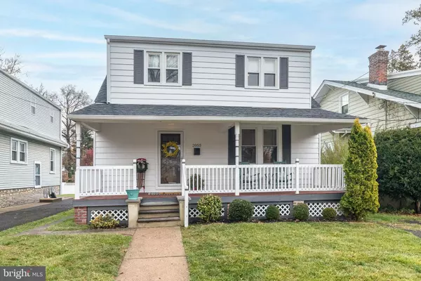 2055 OAKDALE AVE, Glenside, PA 19038