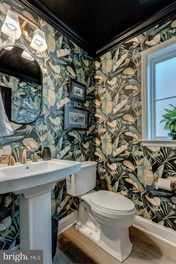 Mechanicsburg, PA 17055,1327 CARNEGIE WAY