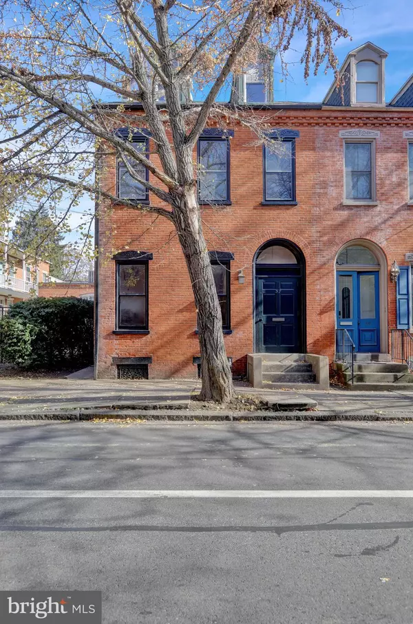 Lancaster, PA 17602,37 S LIME ST #UNIT 2