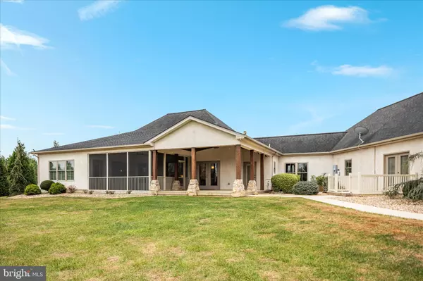 Broadway, VA 22815,2996 HAWK LN