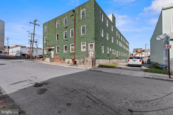 York, PA 17404,25 LAUREL ST