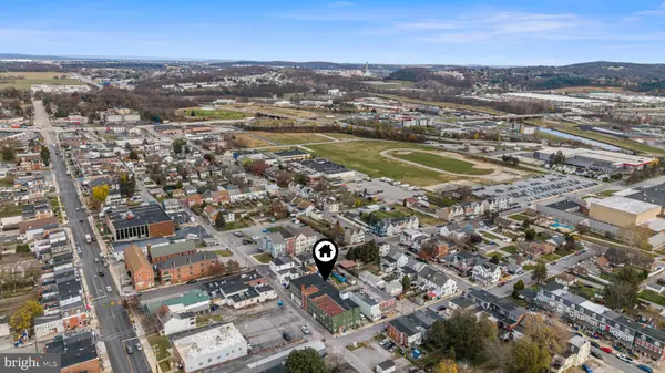 York, PA 17404,25 LAUREL ST