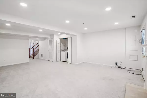 Olney, MD 20832,4617 WESTON PL