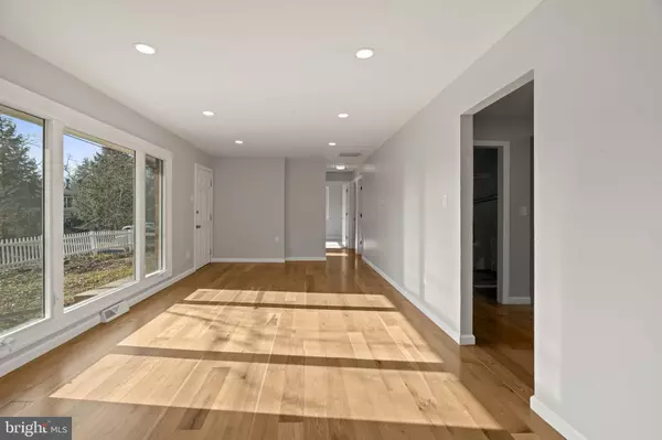 Browns Mills, NJ 08015,376 WILDROSE ST