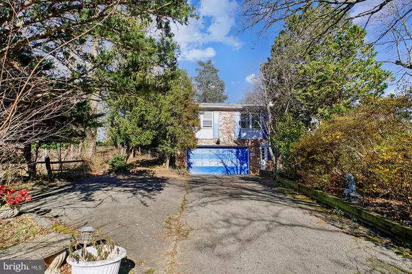 Mclean, VA 22101,6144 CHESTERBROOK RD