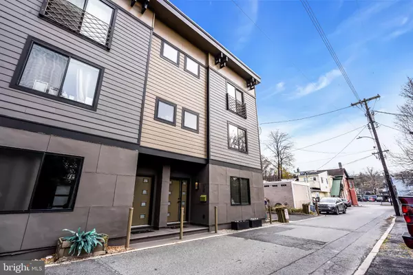 Lambertville, NJ 08530,10 MCCREADY ALY