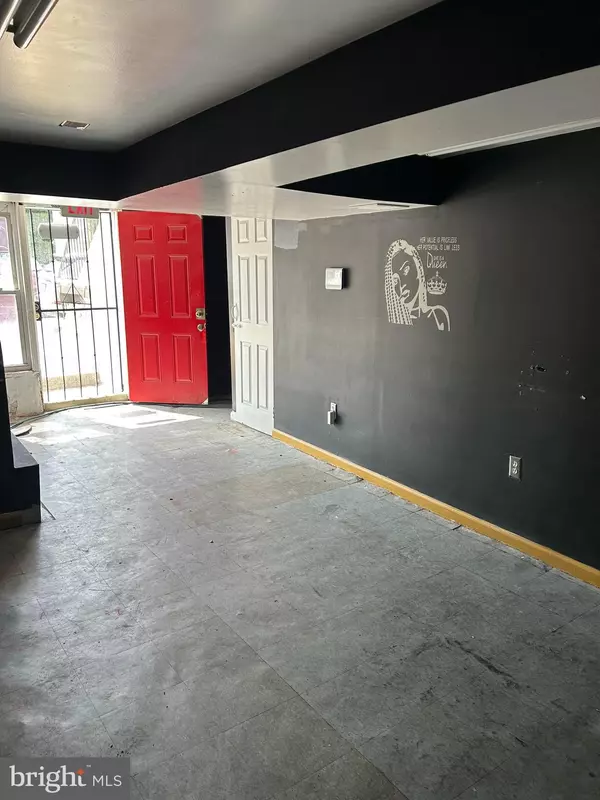 Baltimore, MD 21206,5864 BELAIR RD #GROUND LEVEL