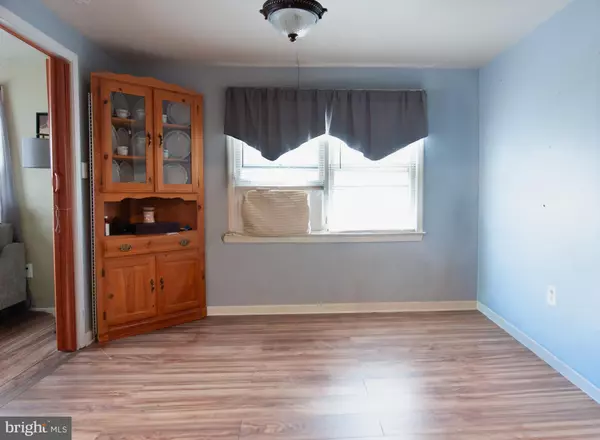 Belmar, NJ 07719,923 WOODLAND AVE