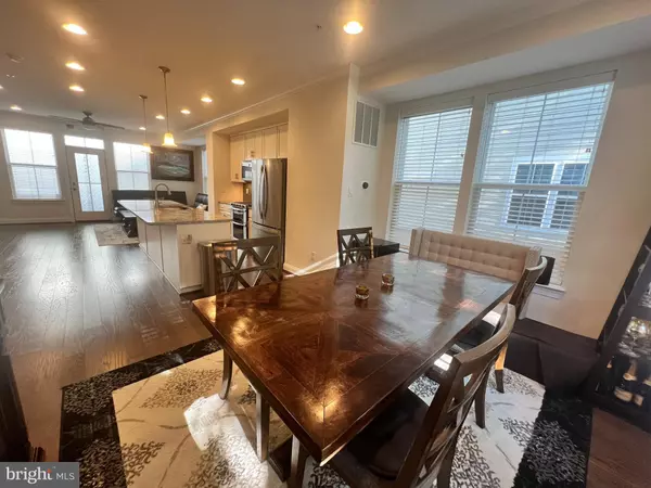 Annapolis, MD 21401,808 FRANCIS HARRIS PL