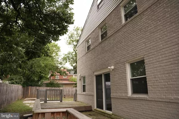 Suitland, MD 20746,2230 HOUSTON ST