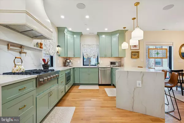 Philadelphia, PA 19147,706 LATONA ST #A