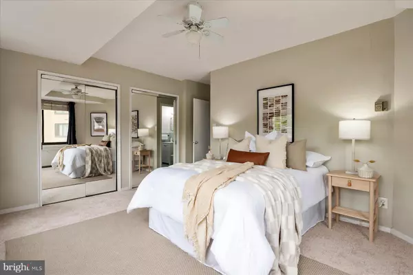 Washington, DC 20008,4740 CONNECTICUT AVE NW #515