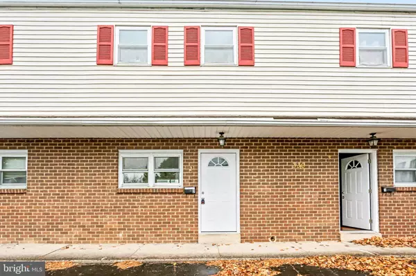 330 S WASHINGTON ST #2, Mechanicsburg, PA 17055