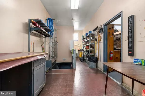 Riverdale, MD 20737,4500 QUEENSBURY