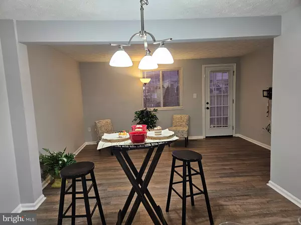 Elkridge, MD 21075,5942 ROWANBERRY DR #18 C