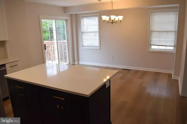 Aston, PA 19014,3011 ROBERTS RD