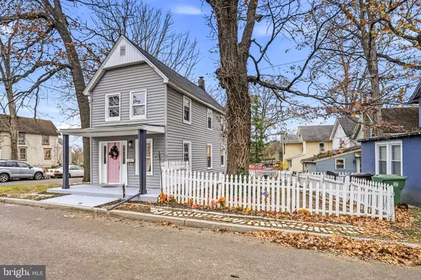 Pitman, NJ 08071,186 SOUTHWEST AVE