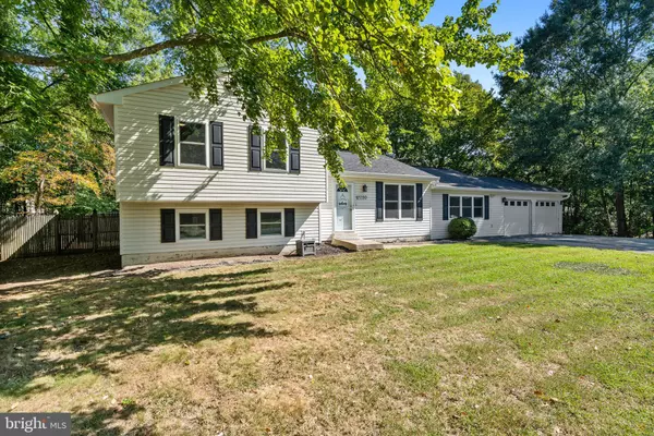 Waldorf, MD 20601,12720 BAR OAK DR