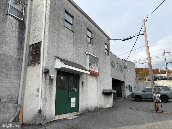 Reading, PA 19606,4228 ST LAWRENCE AVE