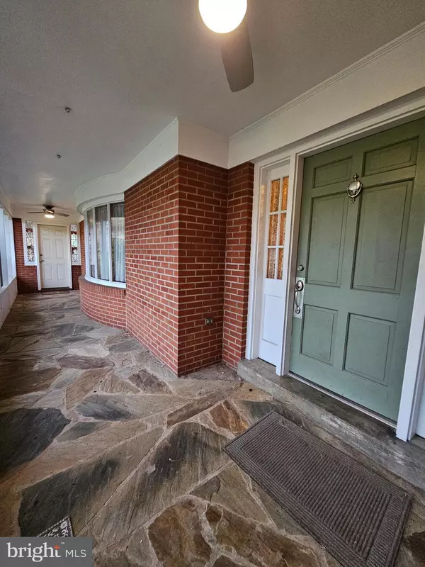 Front Royal, VA 22630,615 VILLA AVE #A