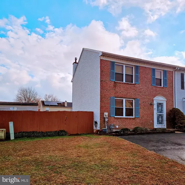 Bear, DE 19701,1 SILKTREE CT