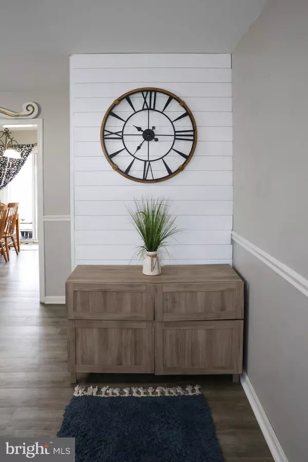 Bear, DE 19701,1 SILKTREE CT