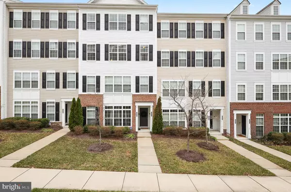 Dumfries, VA 22026,16884 PORTERS INN DR