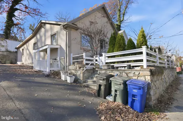 Arlington, VA 22204,2022 S MONROE ST S