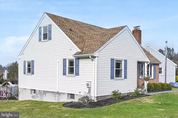 Reading, PA 19607,715 TAMARACK TRL