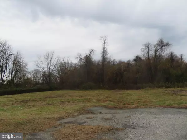 Southampton, NJ 08088,721 LUCAS LN