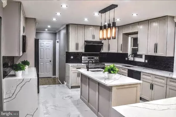 2198 CAMBRIDGE CIR, Jamison, PA 18929