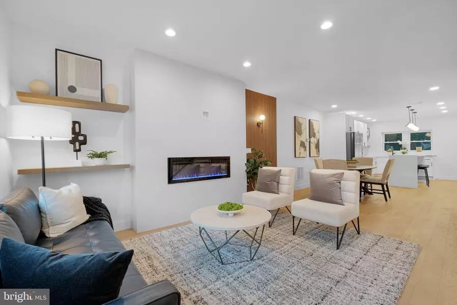 327 N GILMOR ST, Baltimore, MD 21223