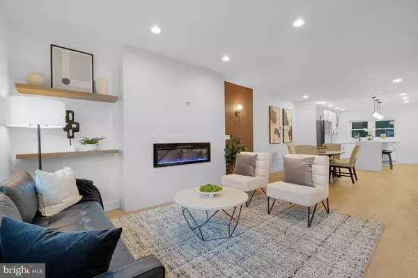 327 N GILMOR ST, Baltimore, MD 21223