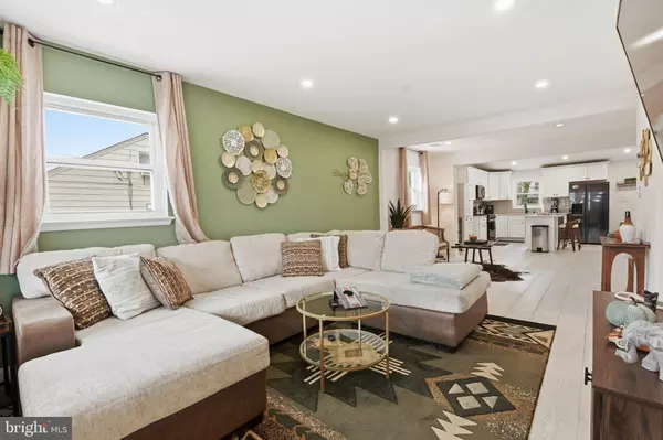 7024 LEE PARK CT, Falls Church, VA 22042