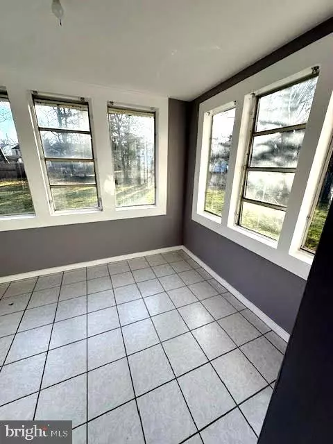 Ewing, NJ 08618,1 MARION CT #1