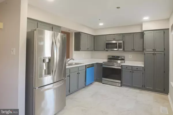 Laurel, MD 20708,12304 SEA PEARL CT