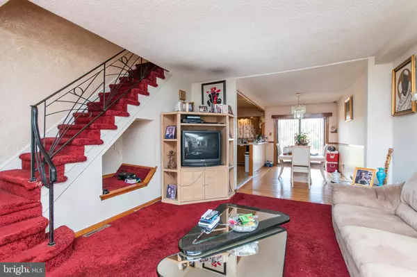 Philadelphia, PA 19153,7411 ELMWOOD AVE