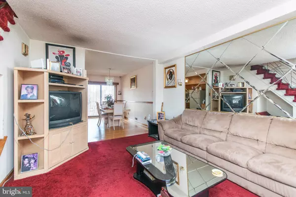 Philadelphia, PA 19153,7411 ELMWOOD AVE