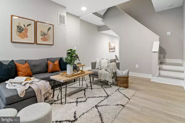 Baltimore, MD 21218,2318 GUILFORD AVE