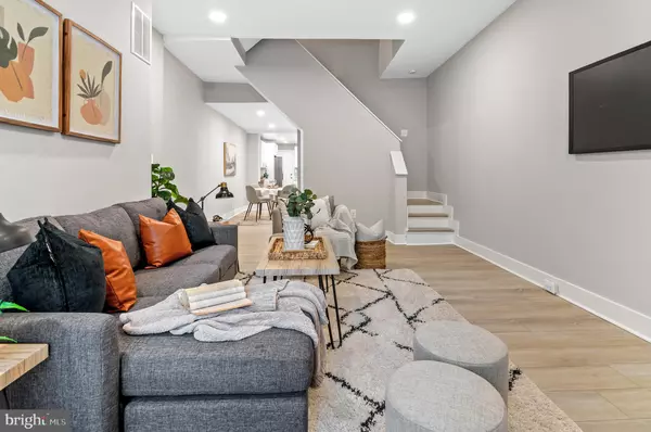 Baltimore, MD 21218,2318 GUILFORD AVE